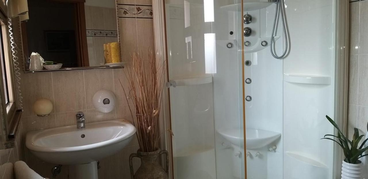 Hotel La Conca Villa San Giovanni Dış mekan fotoğraf