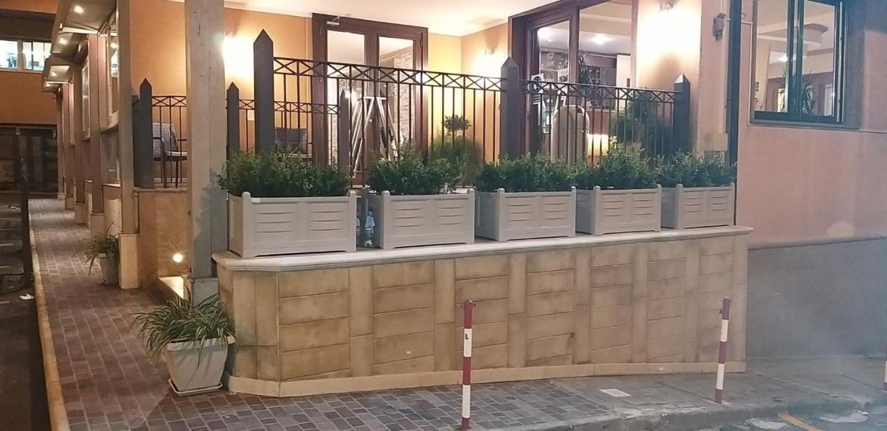 Hotel La Conca Villa San Giovanni Dış mekan fotoğraf