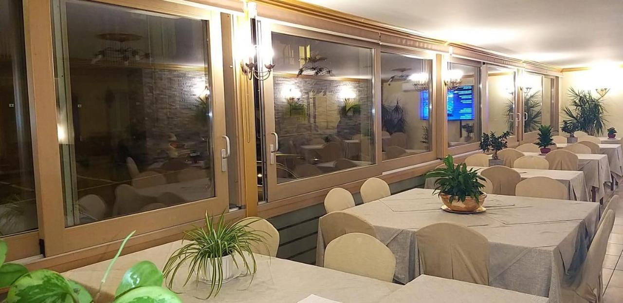 Hotel La Conca Villa San Giovanni Dış mekan fotoğraf